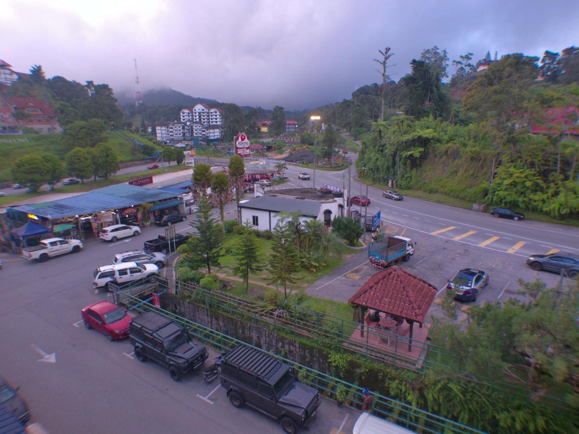 Bricks Cameron Hostel ตานาห์ราตา ภายนอก รูปภาพ