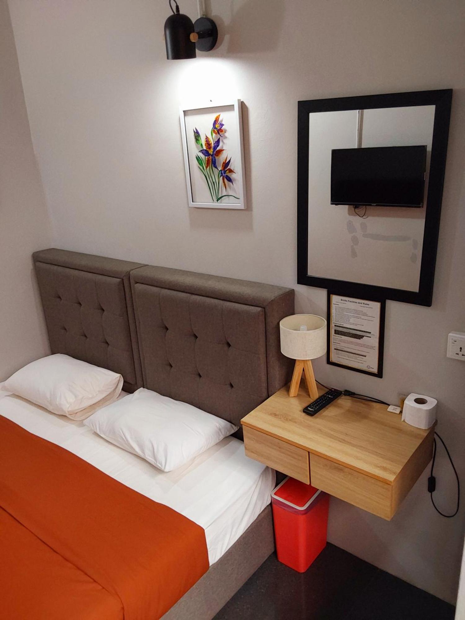 Bricks Cameron Hostel ตานาห์ราตา ภายนอก รูปภาพ