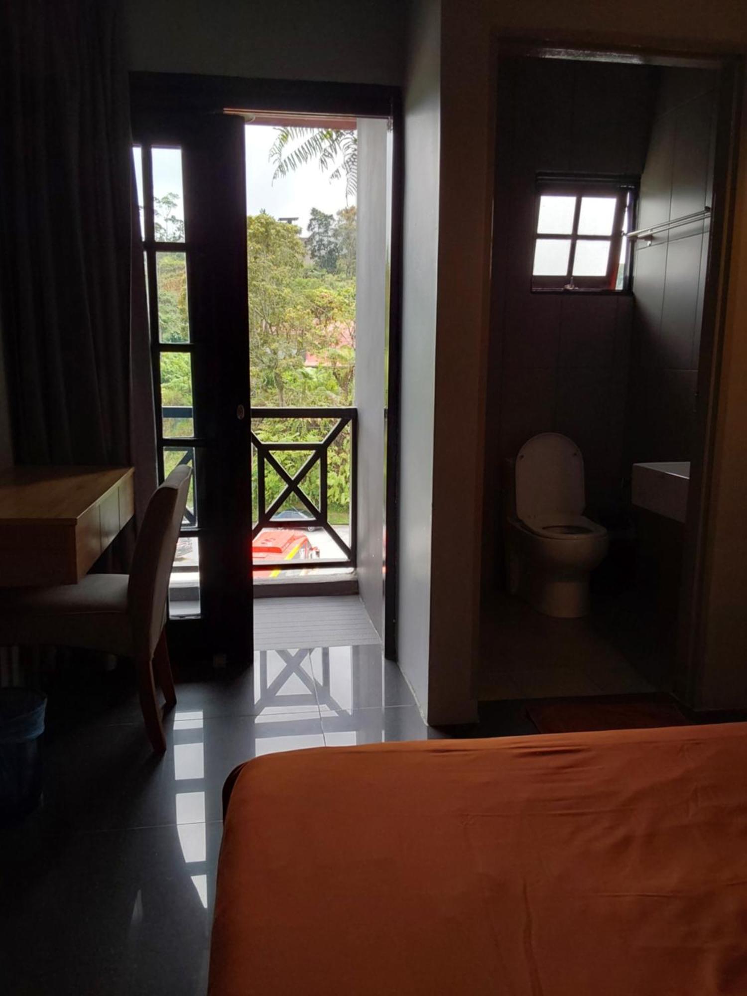 Bricks Cameron Hostel ตานาห์ราตา ภายนอก รูปภาพ