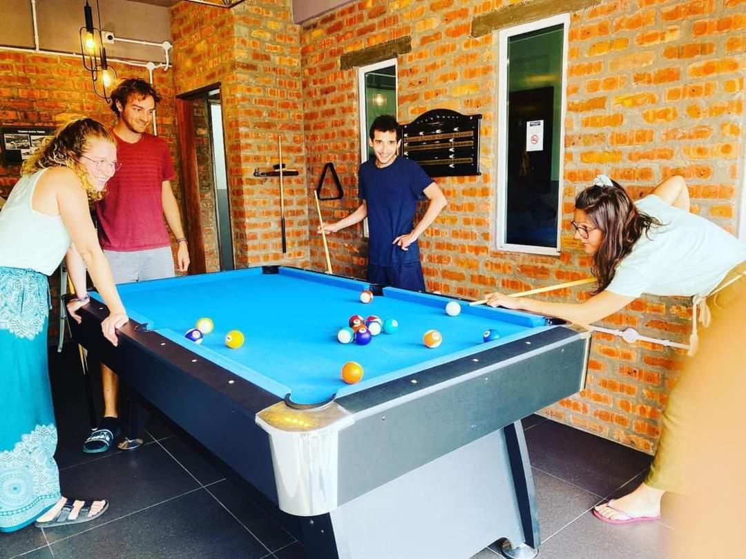 Bricks Cameron Hostel ตานาห์ราตา ภายนอก รูปภาพ